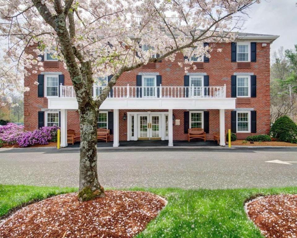 Comfort Inn Foxboro - Mansfield Foxborough Bagian luar foto