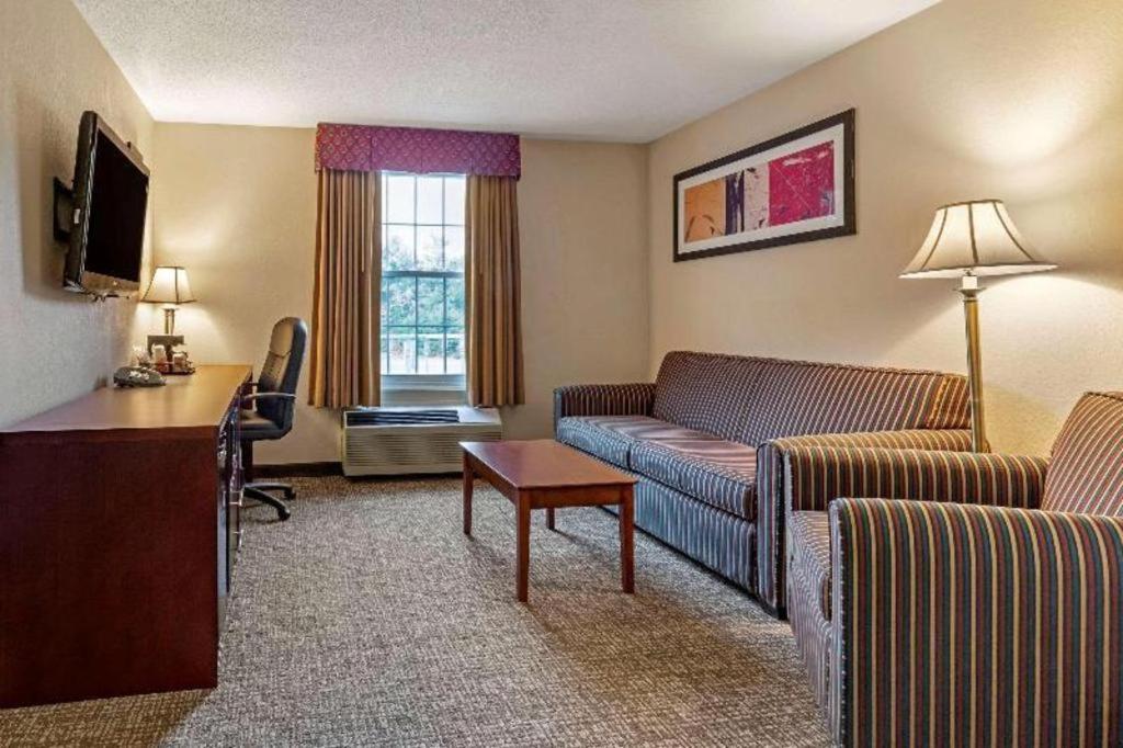 Comfort Inn Foxboro - Mansfield Foxborough Bagian luar foto