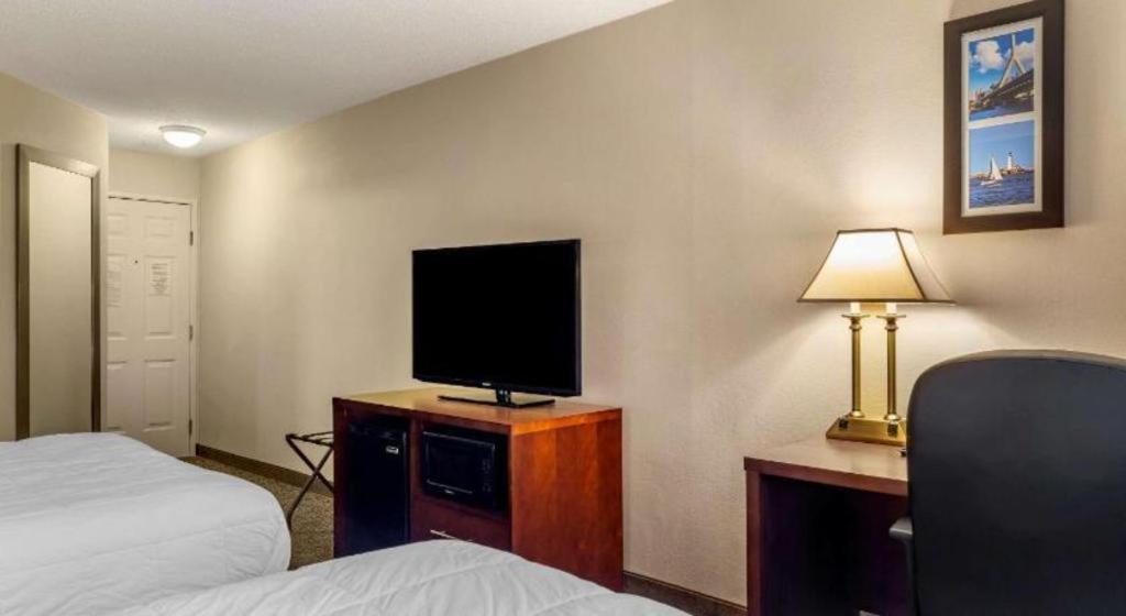 Comfort Inn Foxboro - Mansfield Foxborough Bagian luar foto